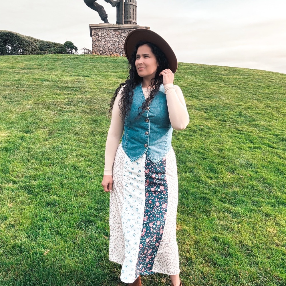 Boutique Denim Vest - Virtue & Charm